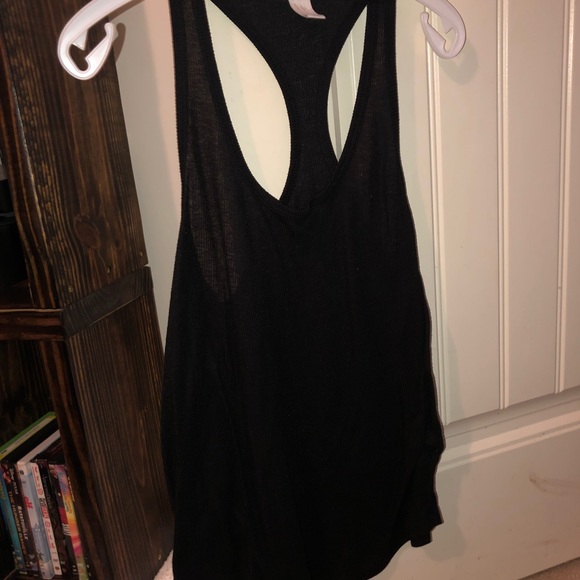 Tanks - Picture 2 of 4